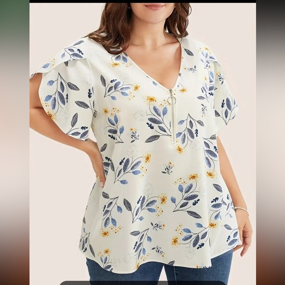 Bloomchic Floral O Ring Zipper Split Petal Sleeve Blouse - Picture 1 of 6